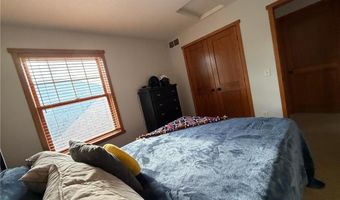 11662 Laketowne Vw, Albertville, MN 55301