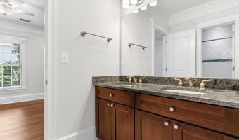 7527 WESTFIELD Dr, Bethesda, MD 20817