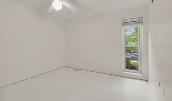 541 Long Shore Dr, Ann Arbor, MI 48105