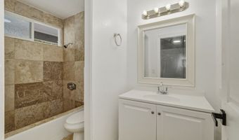 47-544 Hakuhale St, Kaneohe, HI 96744