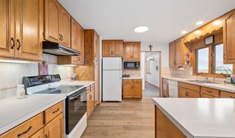 1251 TOMAHAWK Rd, Cheyenne, WY 82009