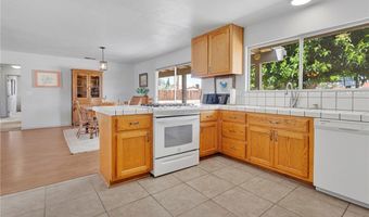 14204 Crow Rd, Apple Valley, CA 92307