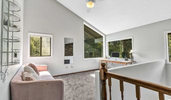 20333 S SWEETWOOD Ln, Oregon City, OR 97045