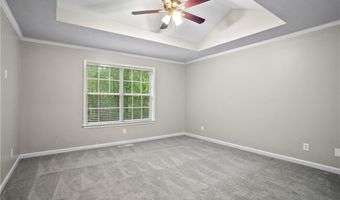 1027 Regency Dr, Acworth, GA 30102