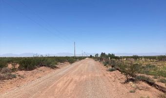 35 Canary Ln, Alamogordo, NM 88310