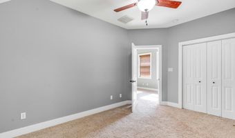 109 Bay Colony Way, Apalachicola, FL 32320