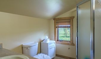 29 WHITE POINT Rd, Cora, WY 82925