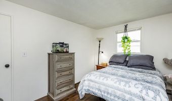 8 Andover Rd, Beverly, MA 01915
