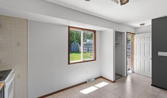 1513 E PLAZA Dr, Appleton, WI 54915