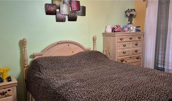 2011 Leroy Ave, Alva, FL 33920