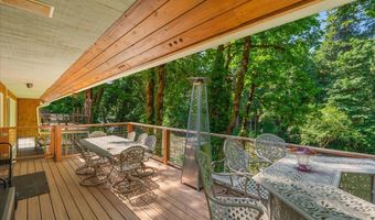 20525 E MOUNTAIN COUNTRY Ln, Brightwood, OR 97011