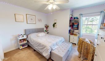 359 Reiling Ln, Altoona, PA 16601