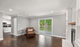 8470 NICOLE Ct, Annandale, VA 22003