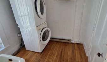 31 Granite St, Barre, VT 05641