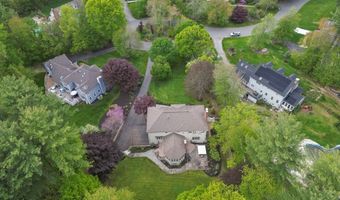 28 Hearthstone Pl, Andover, MA 01810