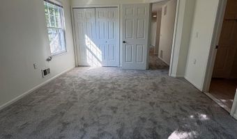 2 Elm Ct, Barnegat, NJ 08005
