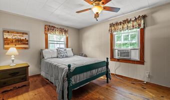 42 Brewster Rd, Barnstead, NH 03225