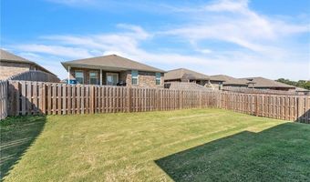 6103 NW Hoover St, Bentonville, AR 72713