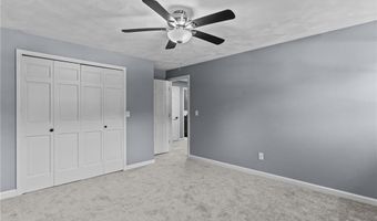 123 Stone Gate Dr, North Kingstown, RI 02852