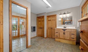 1323 Hilltop Dr, Alma, AR 72921