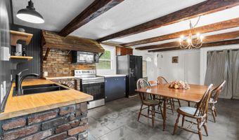 695 Brewster St, Coventry, CT 06238