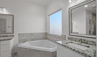 488 Plateau Dr, Socorro, TX 79927