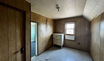 52 Senter St, Ahmeek, MI 49901