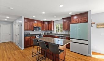 15- Rr Algerine St, Berkley, MA 02779