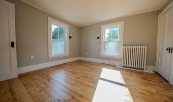 57 Linden St, Bangor, ME 04401