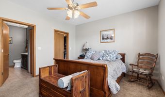 1601 MILLBROOK Dr, Algonquin, IL 60102
