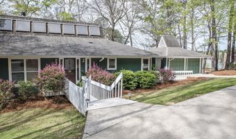 93 Wildwood Rd, Alexander City, AL 35010