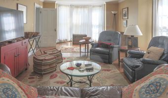 53 Congress St, Belfast, ME 04915