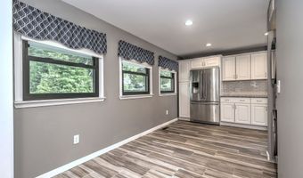 31 Prindle Ave, Ansonia, CT 06401