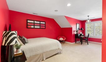 11 Swan Ln, Andover, MA 01810
