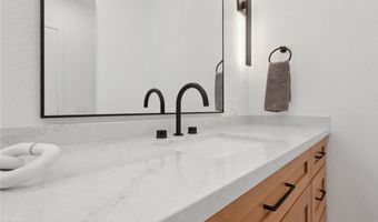 10385 Luna Magico Ave, Las Vegas, NV 89135
