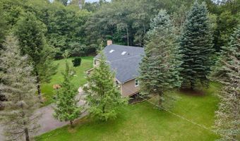 11 Potomac Ln, Albrightsville, PA 18210