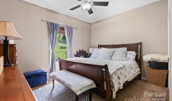 33 34 Grandview Ct, Asheville, NC 28806