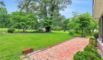 14383 Country Club Dr, Ashland, VA 23005