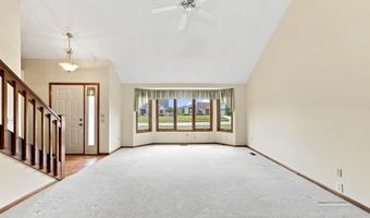 220 Yukon Pass, Auburn, IN 46706