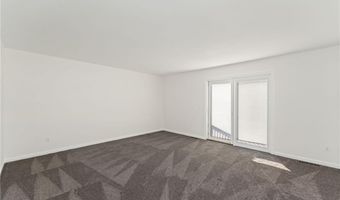 704 Fairway Dr 704, Middletown, RI 02842