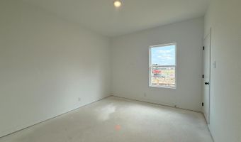 120 Peeps Ct, Adkins, TX 78101