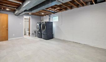 9026 MCNAIR Dr, Alexandria, VA 22309