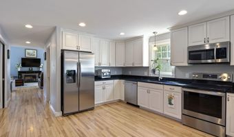 104 Roux Road Ext, Alfred, ME 04002