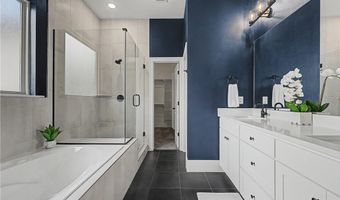 5102 SW Stanford Ct, Bentonville, AR 72713