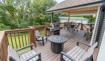 30421 Pueblo Ct, Adel, IA 50003