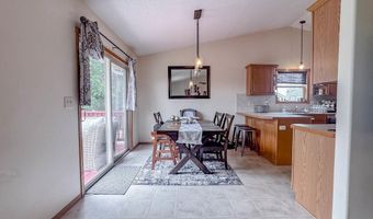 1201 Forrest Glenn Dr, Arkansas City, KS 67005