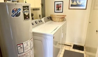 202 E 22nd St Unit 4, Atlantic, IA 50022