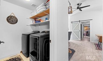 204 W Kerby St, Cascade, ID 83611