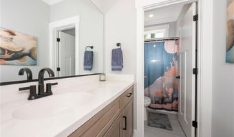 107 Meeting House Ln, Advance, NC 27006