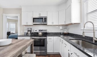 845 Main St, East Greenwich, RI 02818